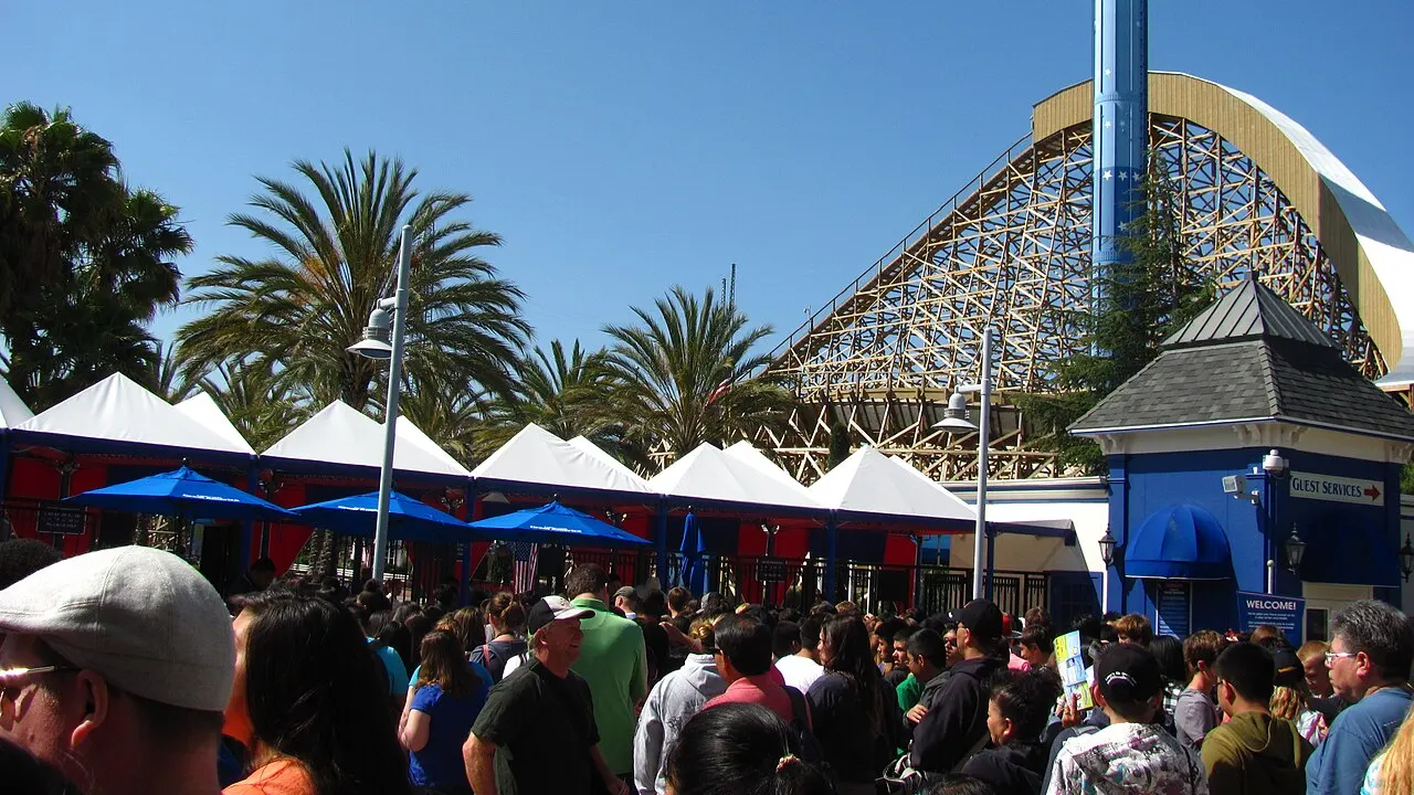 Queue for Park Entrance