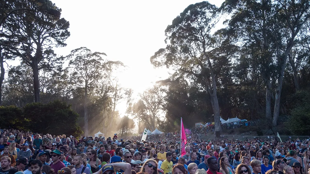 Hardly Strictly Crowd